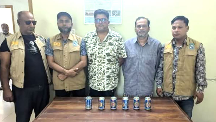 আত্নগোপনে থাকা ঝালকাঠির আলোচিত ‘জর্দা শামীম’ রংপুরে গ্রেপ্তার